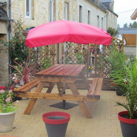 Tilly-sur-Seulles Le Mariolyヴィラ エクステリア 写真