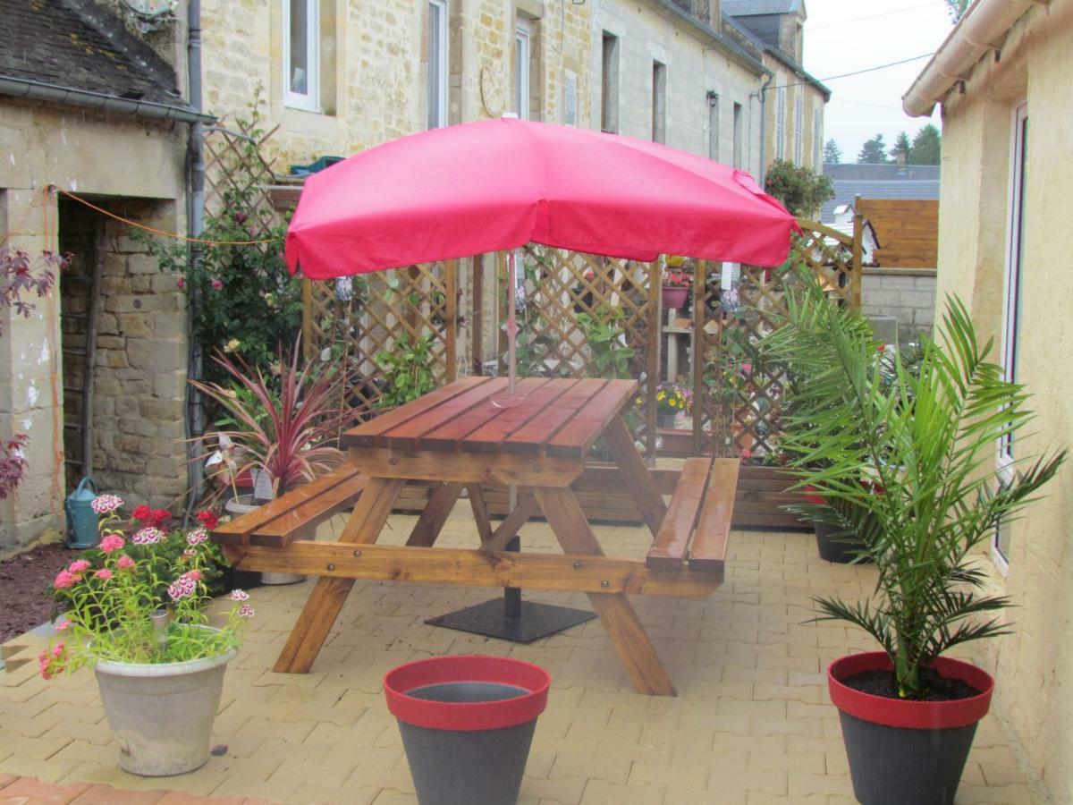 Tilly-sur-Seulles Le Mariolyヴィラ エクステリア 写真